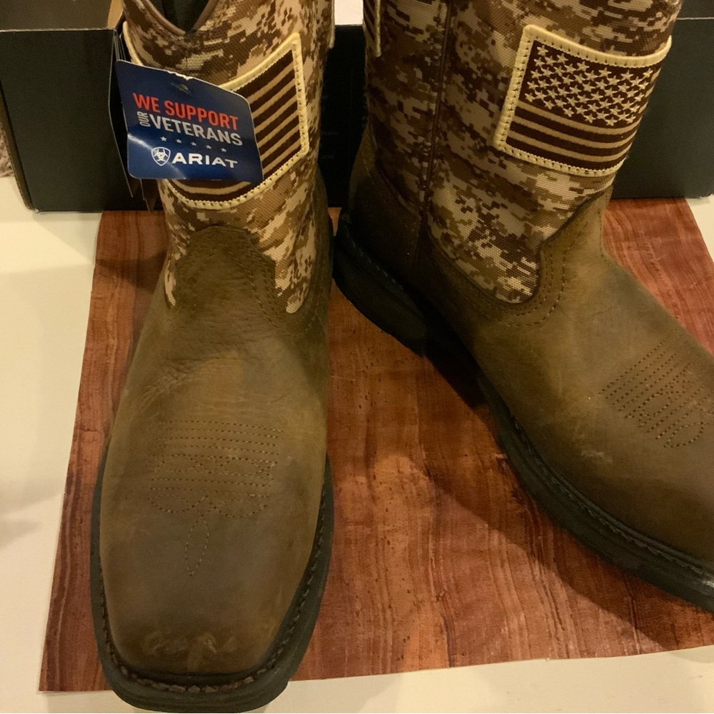 Ariat boots- steel toed